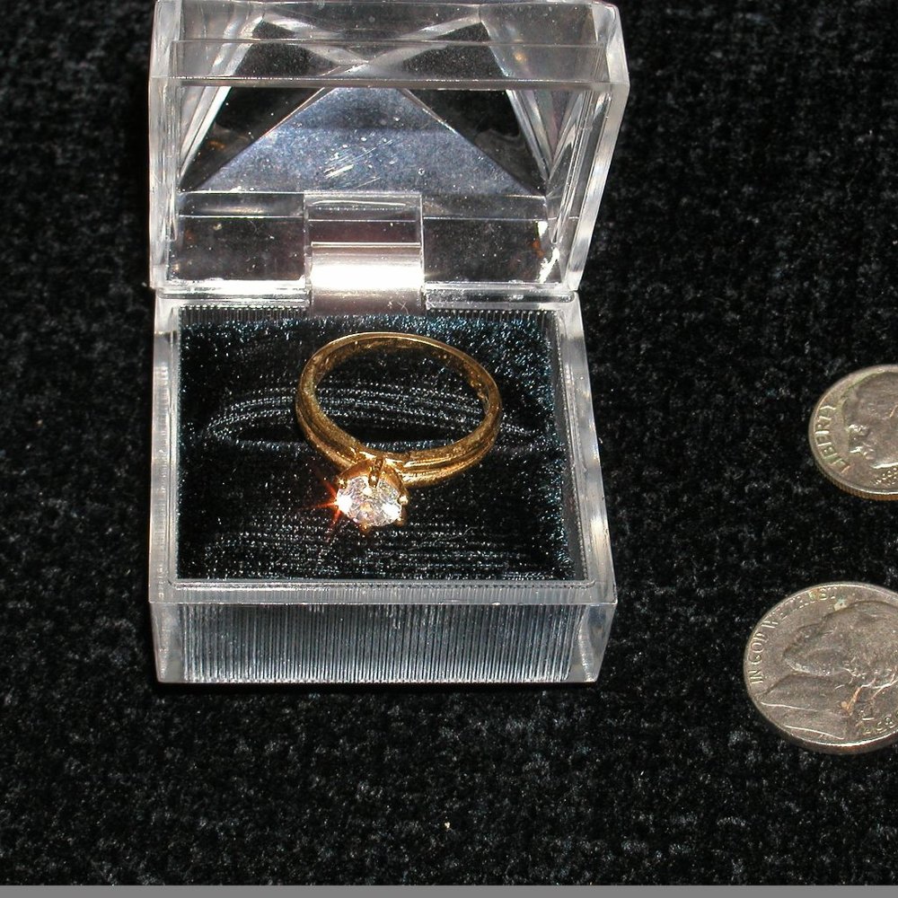 Ring 14K Zirconoa CZR7 111G